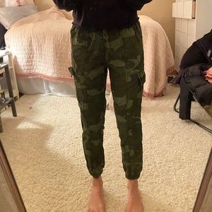 abercrombie camo cargo pants